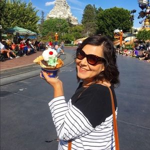 Striped shortsleeved blouse